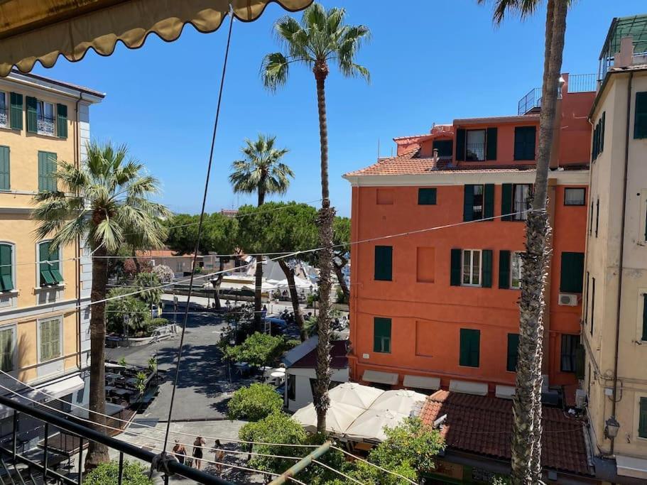 Appartamento Di Charme Nel Cuore Di Sanremo Exteriör bild